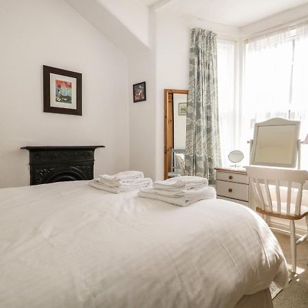 Honeysuckle Cottage, Craig Walk โบว์เนส ออน วินเดอเมียร์ ภายนอก รูปภาพ