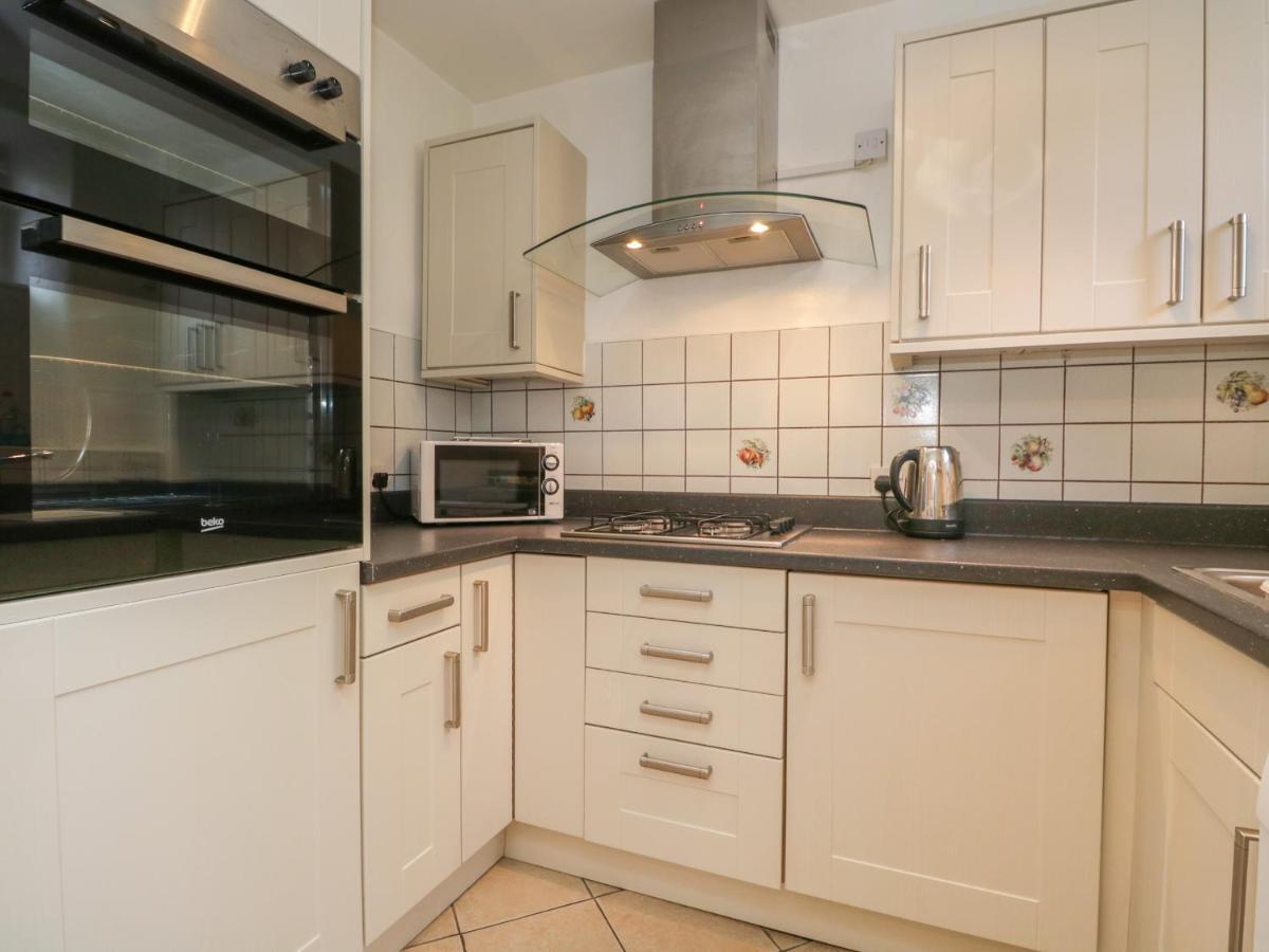Honeysuckle Cottage, Craig Walk โบว์เนส ออน วินเดอเมียร์ ภายนอก รูปภาพ